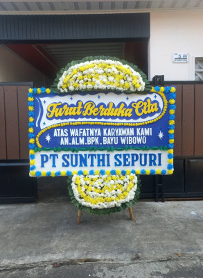 Papan Bunga Duka di Toma